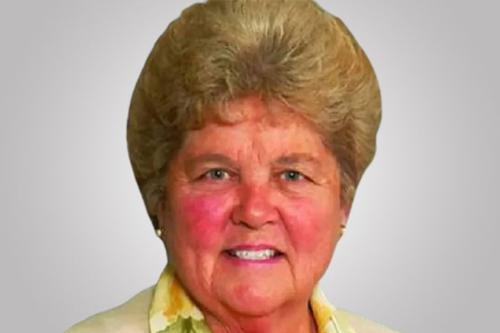 Nun Lost MORE THAN 6 Crores Of The School In Gambling