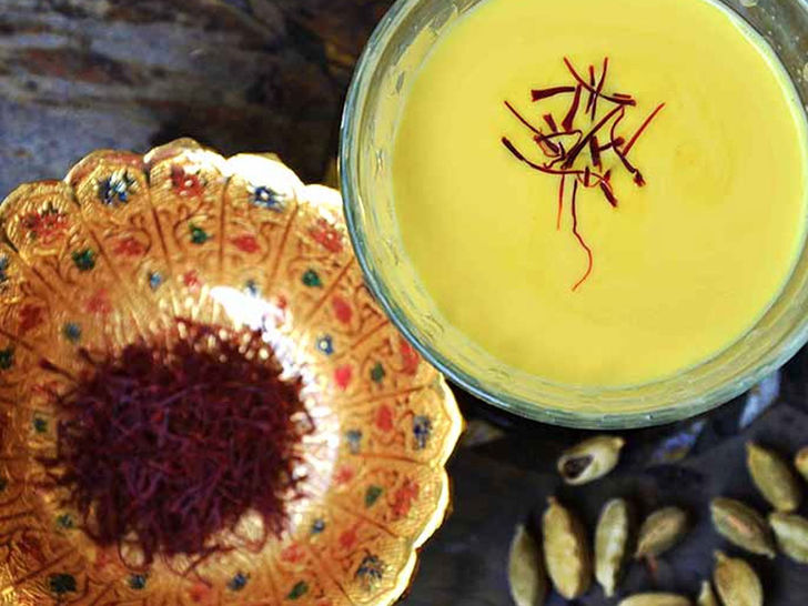 Kesar Doodh Kesar Doodh