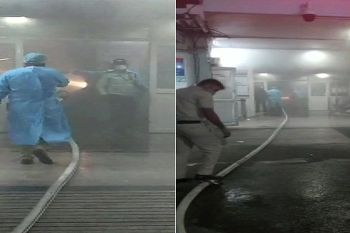 Fire in Delhi AIIMS, patient shifted to another place, 7 fire tenders present on the spot