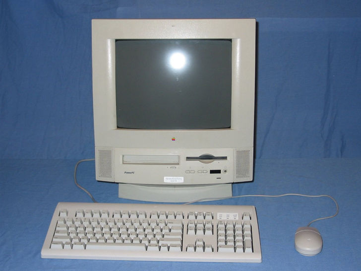 Technology Gallery : Journey of The Macintosh to iMac | Shortpedia