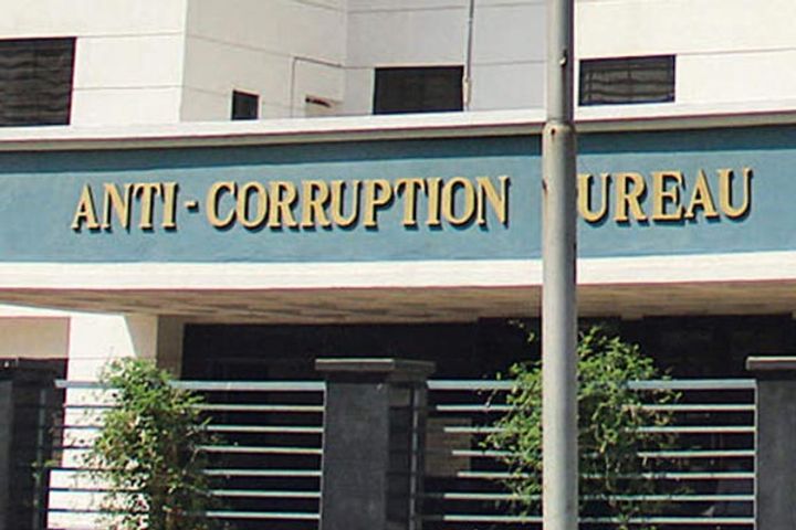 Chhattisgarh Anti corruption Bureau team conducts raid at 10 locations linked to senior IPS Officer 