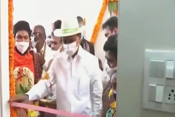 If scissors were not found during the inauguration KCR broke the ribbon by hand the video surfaced