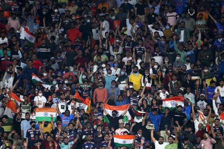India and England test series will be between 100 percent spectator capacity