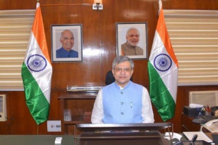 Work will be done in two shifts in the Ministry of Railways, first shift from 7 am to 4 pm, second s Work will be done in two shifts in the Ministry of Railways, first shift from 7 am to 4 pm, second s