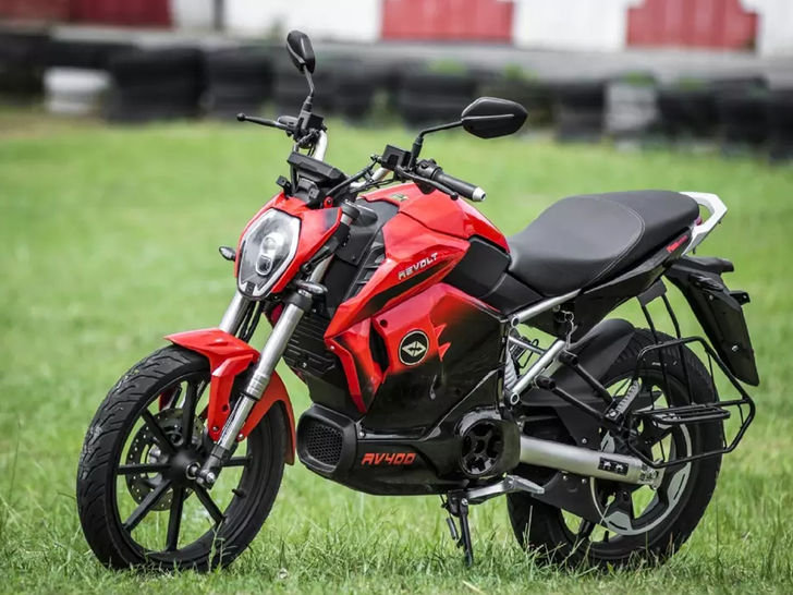 Revolt RV300 Revolt RV300
