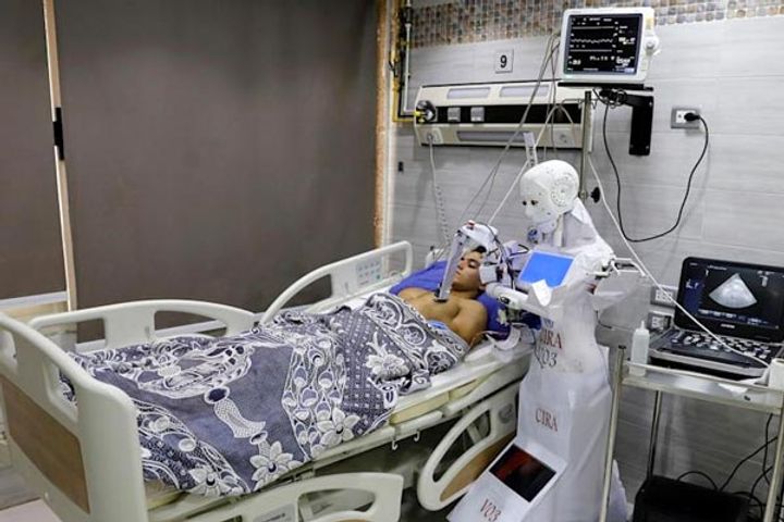 Israel Will Deploy Robots To Deliver Medicine To Cancer Patients In The Hospital