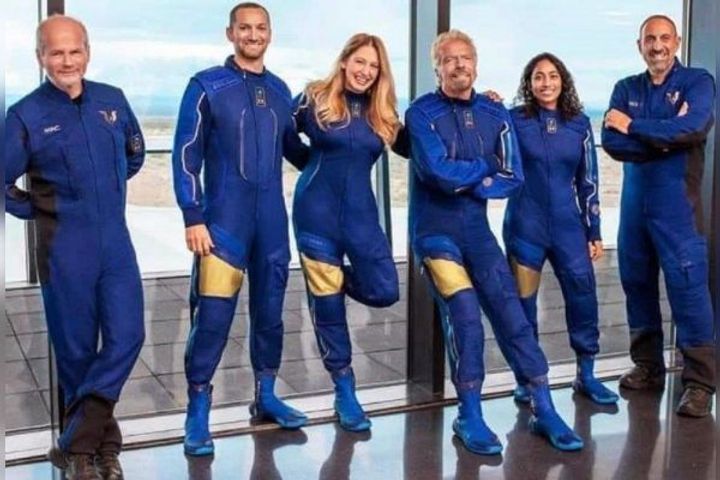 5 astronauts including Sirisha returned safely after touching space via rocket plane 5 astronauts including Sirisha returned safely after touching space via rocket plane