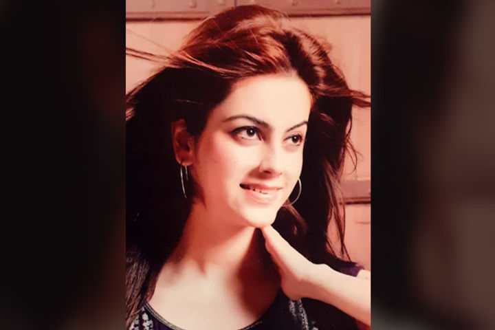 Pakistani Model Nayab Found Dead at Home in Lahore