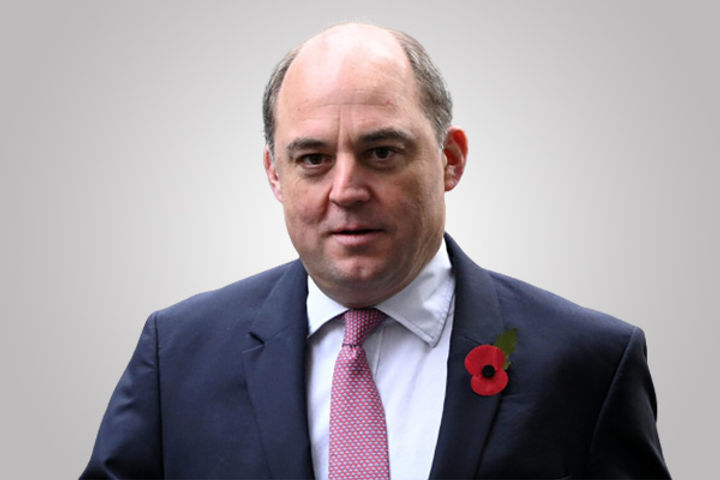 British Defence Minister on working with Taliban