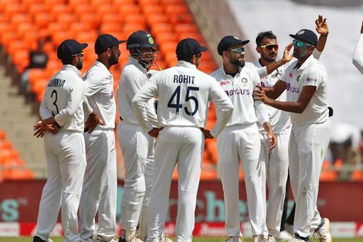 test series is in danger two indian players corona infected test series is in danger two indian players corona infected