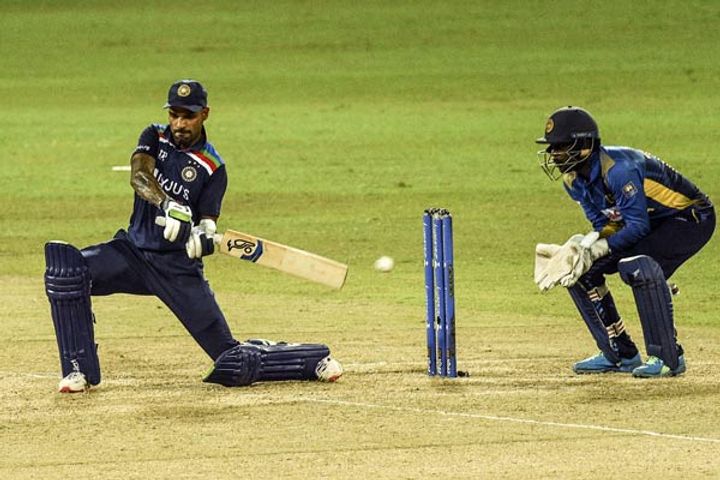 India beat Sri Lanka by 7 wickets in 1st ODI