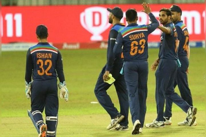 India beat Sri Lanka in first T20