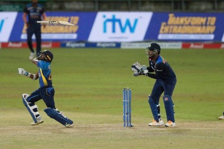 Sri Lanka beat India in the second T20 Sri Lanka beat India in the second T20