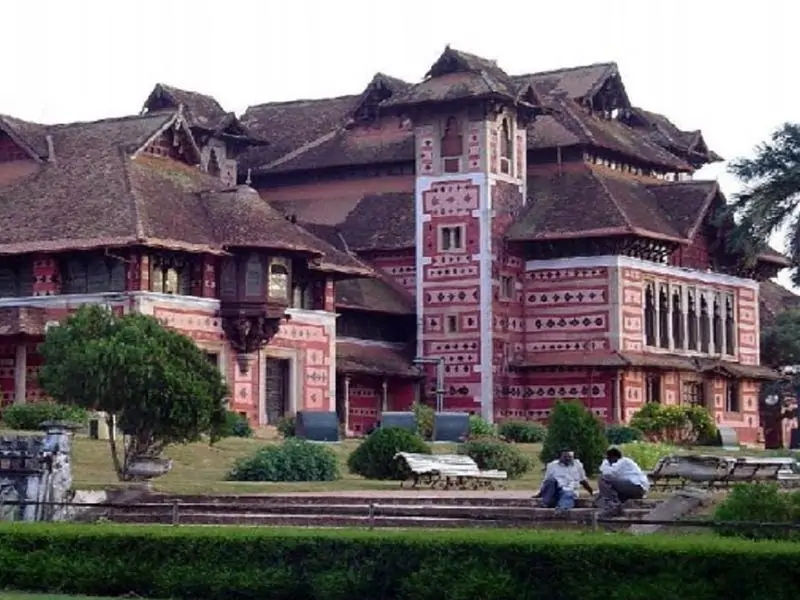 kochi hill palace