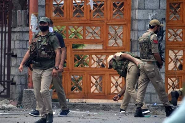 Blast near Jamia Masjid in Srinagar, search operation underway