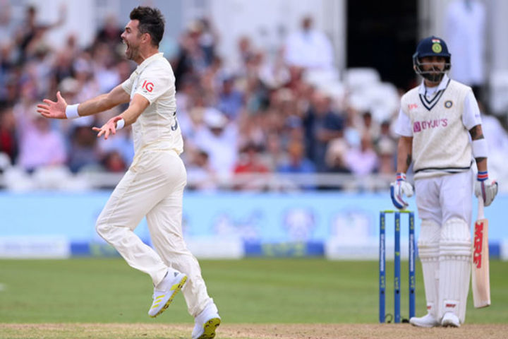 james anderson made a big record as soon as virat kohli was dismissed for a golden duck