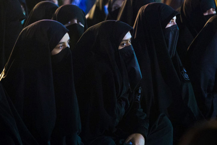 Women stunned by Taliban reconciling their work deleting social media accounts Women stunned by Taliban reconciling their work deleting social media accounts