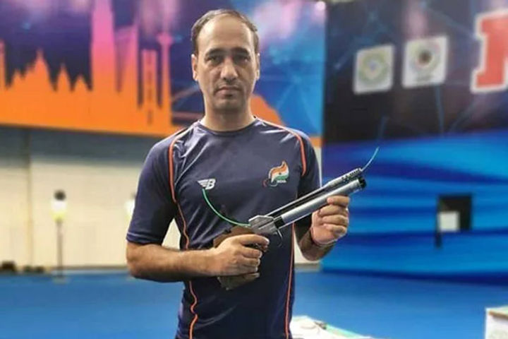 Sinharaj won bronze medal in mens 10m air pistol event