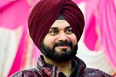 Sidhu attacks Congress, Akali