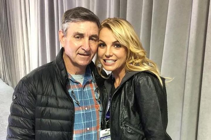 Britney Spears' lawyer accuses Jamie Spears of extortion Britney Spears' lawyer accuses Jamie Spears of extortion