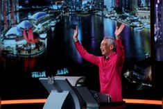 Two Singapore Bloggers Will Give Two Crore Compensation To PM Lee Shen Lung