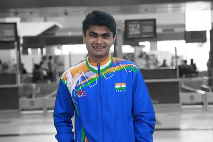 Suhas L Yathiraj beats German player in badminton singles event
