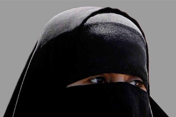 Afghan Women Judge and lawyers are afraid of Taliban and are now migrating
