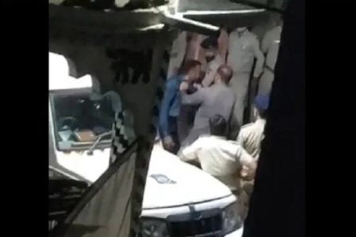 Army Man Was Beaten Up By Policemen In Junagadh District, Two Policemen Suspended