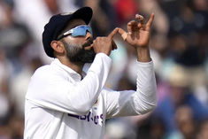 Virat Kohli trolls Barmy Army