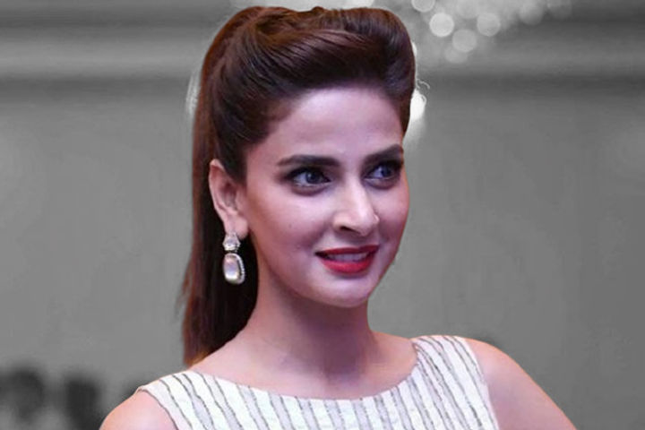 Arrest warrant issued against actress Saba Qamar, know what is the matter