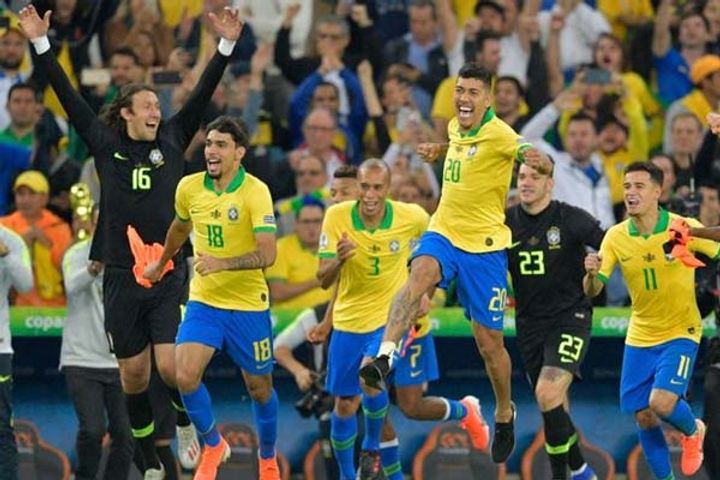 Brazil defeats Peru