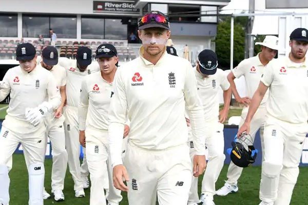 England players furious with India