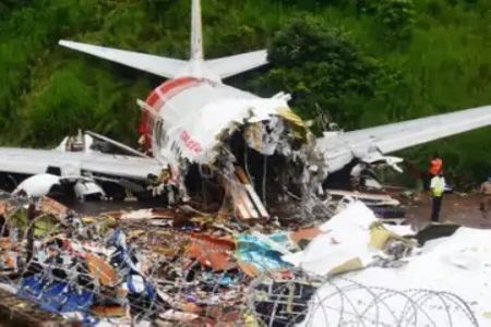 Investigation report of Kozhikode airport plane crash, pilot's mistake killed 20 people