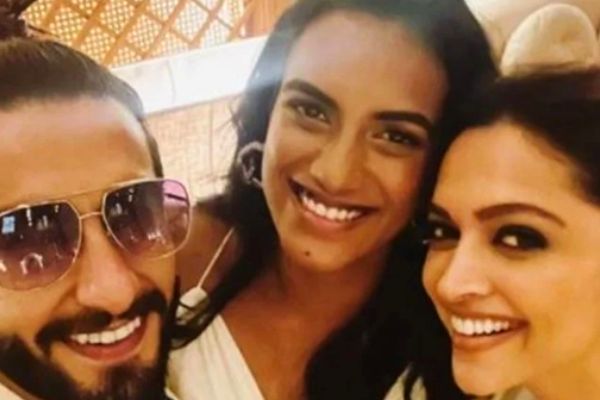 Deepika and Ranveer had dinner with PV Sindhu, pictures went viral