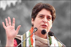 Priyanka Gandhi to lead Congress in UP polls 