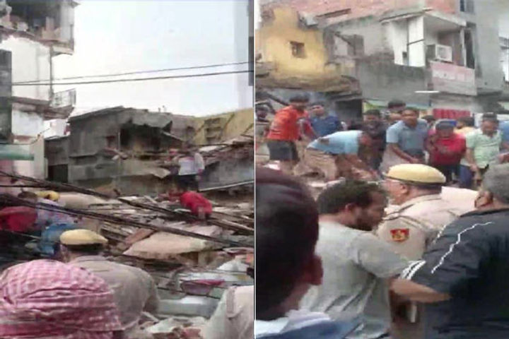 Four Storey Building Collapses In Sabzi Mandi Area In New Delhi