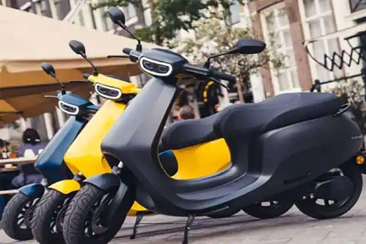 Ola announces 10000 women to work in electric scooter factory Ola announces 10000 women to work in electric scooter factory