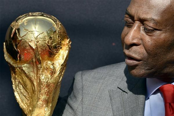 Football legend Pele hospitalized again