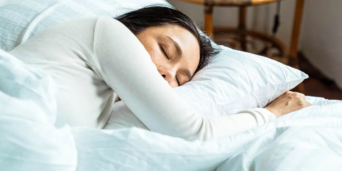 women facts, women sleep, women sleep need, women fact, facts about women
