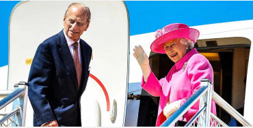 Queen facts, Elizabeth facts, facts about queen, shoes, queen blood