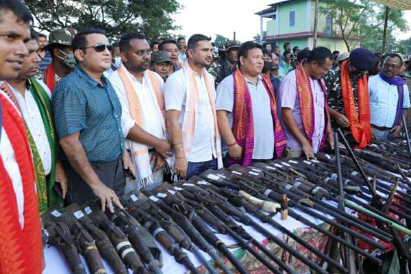 Poachers surrender arms in Assam