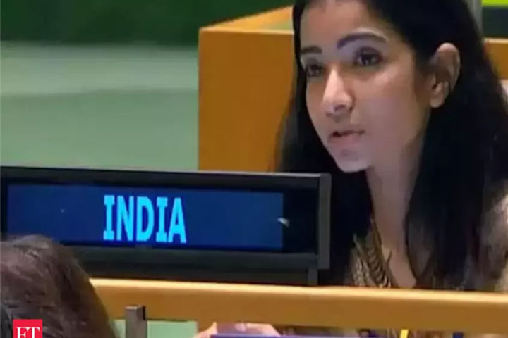 India slams Pak for raking up Kashmir at UNGA India slams Pak for raking up Kashmir at UNGA