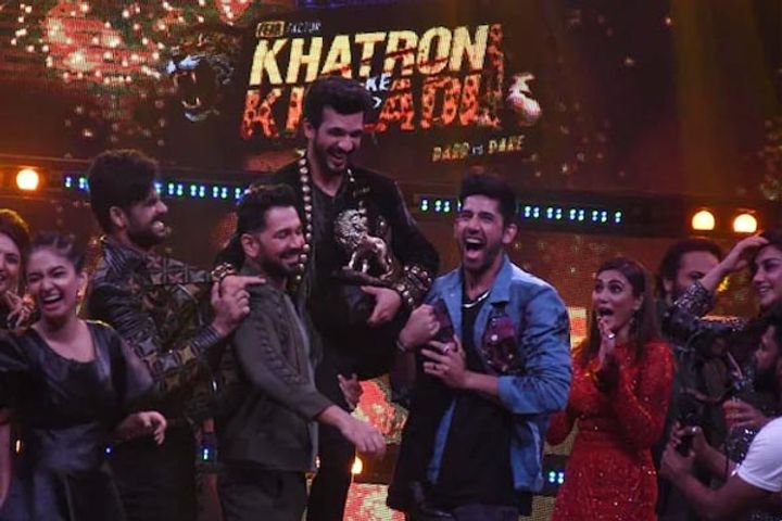 Arjun Bijlani became the winner of Khatron Ke Khiladi Season 11