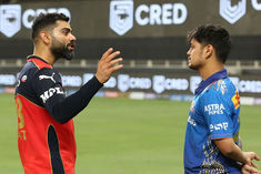 Virat Kohli consoles Ishan Kishan after RCB thrash MI