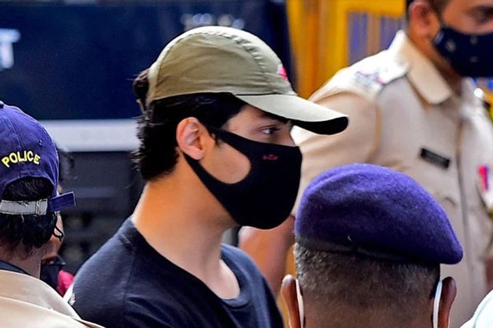 8 accused including Aryan Khan in judicial custody for 14 days 8 accused including Aryan Khan in judicial custody for 14 days