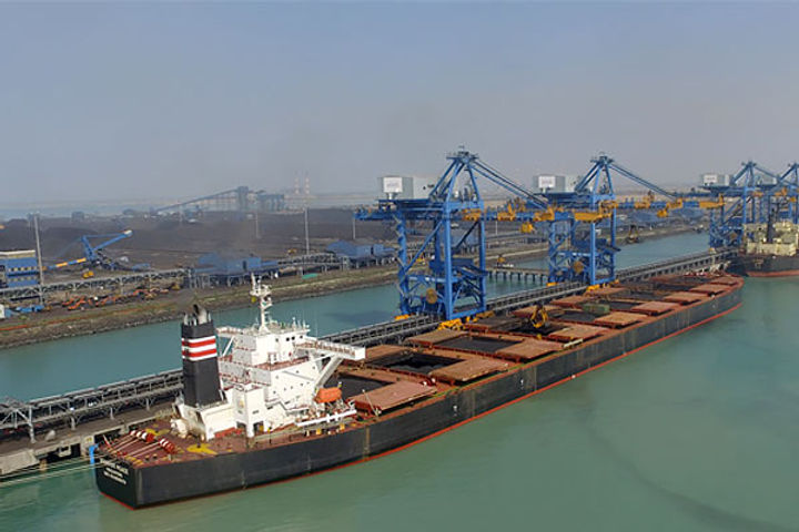 Mundra port drugs seizure NIA raids 5 locations in NCR Mundra port drugs seizure NIA raids 5 locations in NCR