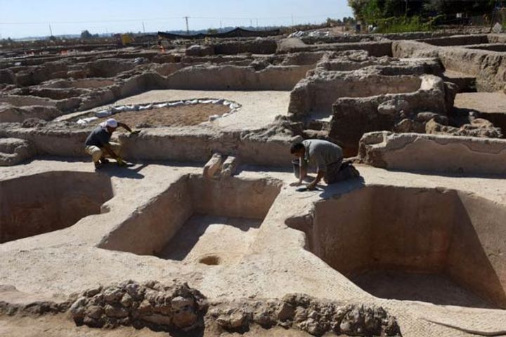 1500-year-old wine complex in Israel 1500-year-old wine complex in Israel