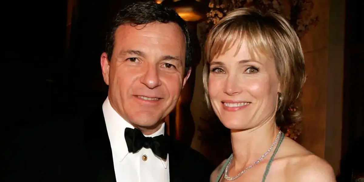Oct 07 Today! Walt Disney CEO Bob Iger marries writer Willow Bay in