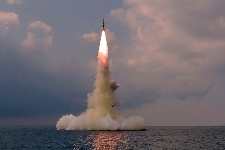 north korea tests ballistic missile from submarine north korea tests ballistic missile from submarine