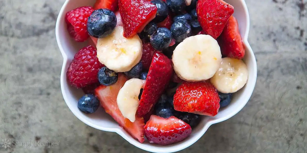 bananas, berries, strawberries, facts, fun facts, bananas facts, berries facts, strawberries facts